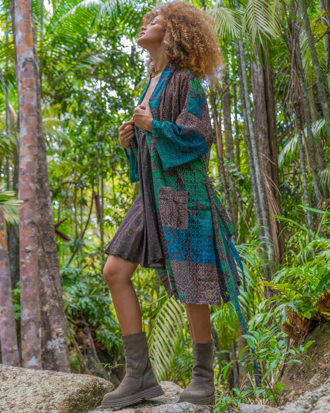 Classic Kimono / Lace - JADEMAYANS