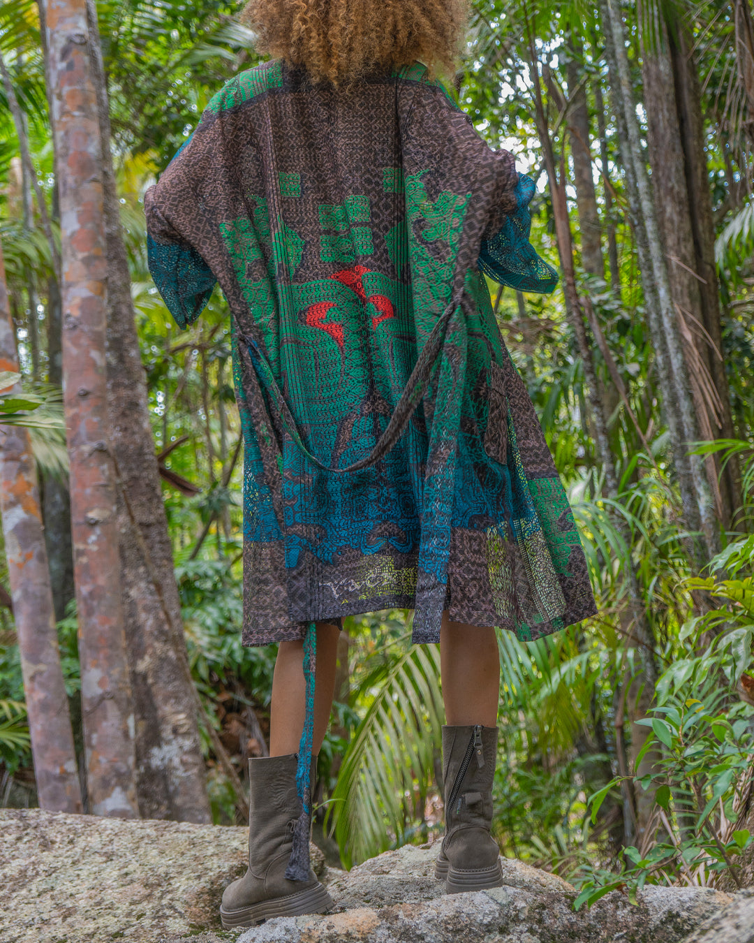 Classic Kimono / Lace - JADEMAYANS