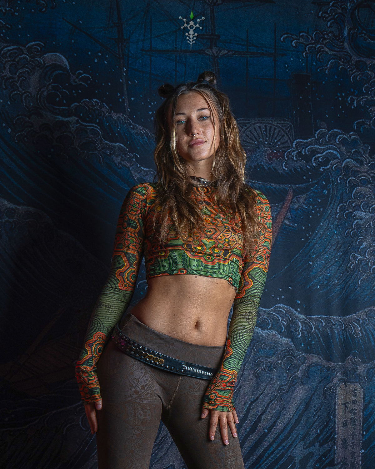 Crop-Top Longsleeve / Flatrib - ATLANTIS