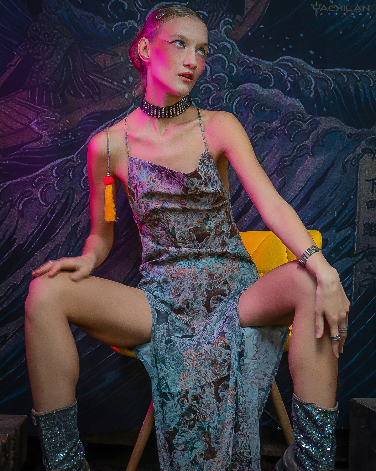 Long BOMB DRESS / Silk Stretchy Jaquard Flower Silver - ATLANTIS