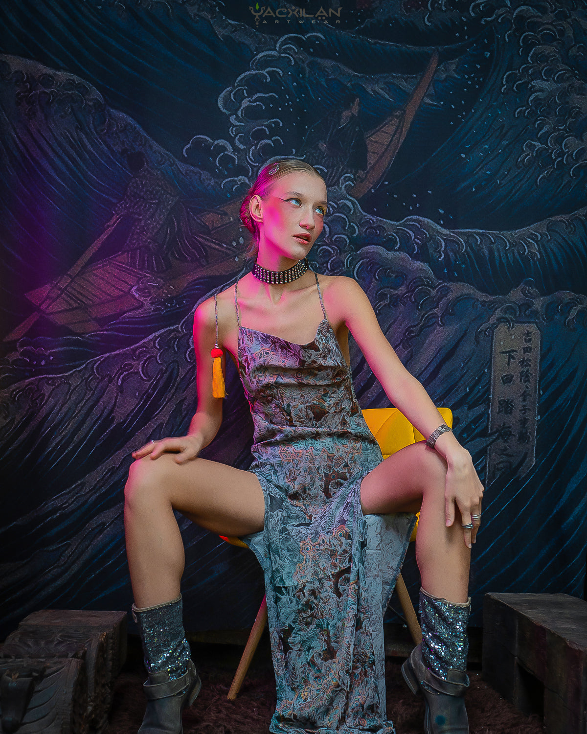 Long BOMB DRESS / Silk Stretchy Jaquard Flower Silver - ATLANTIS