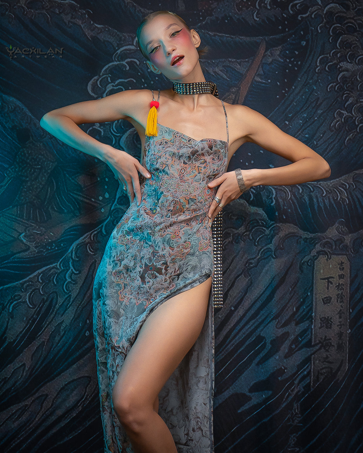 Long BOMB DRESS / Silk Stretchy Jaquard Flower Silver - ATLANTIS