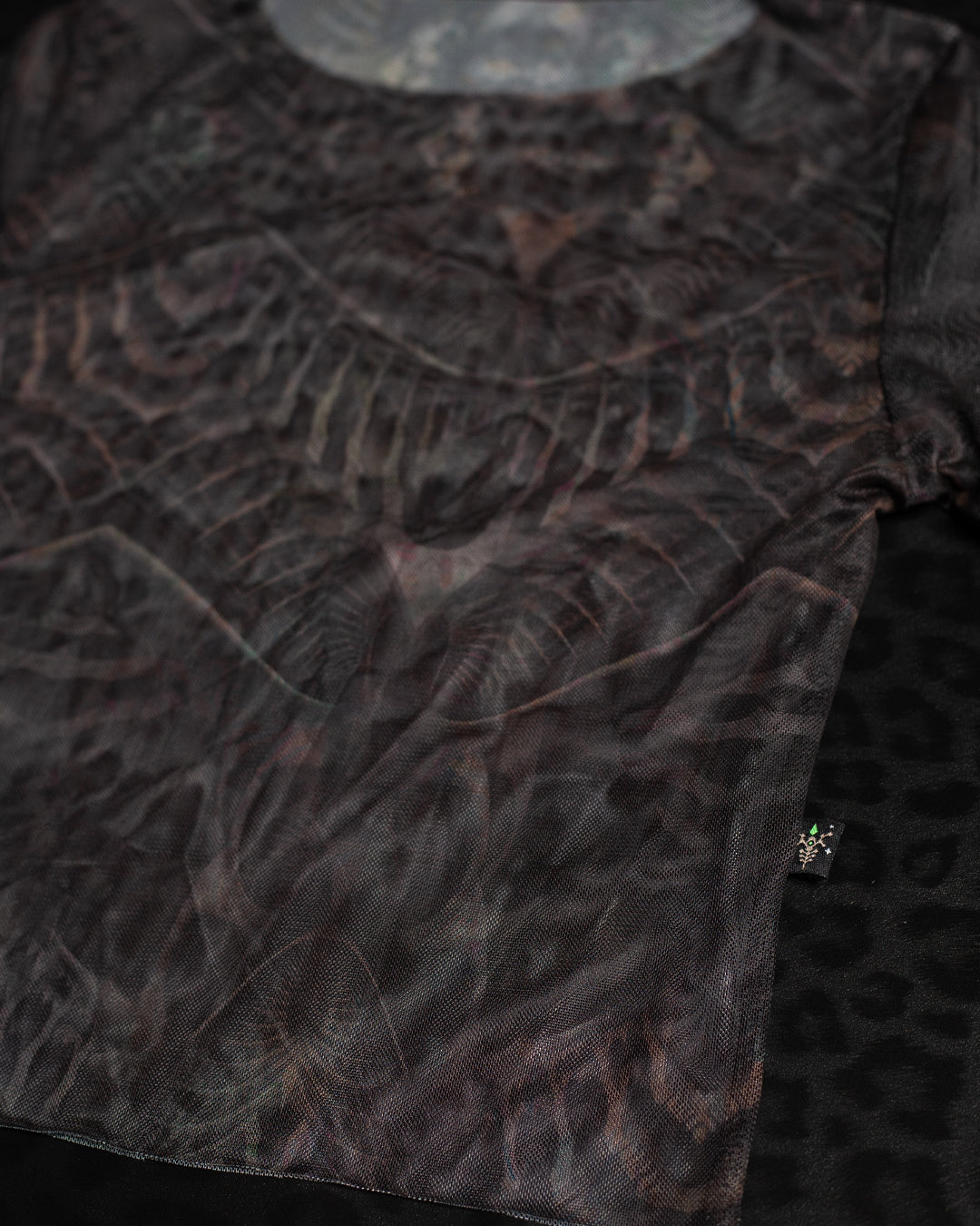 Crop Top Longsleeves / Soft Mesh - DIRTY SANDOKAN