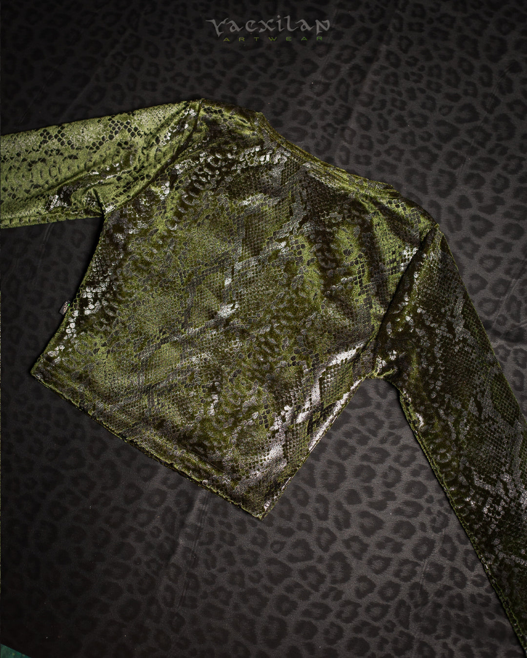 Crop-Top Longsleeve / Velvet Foil Kobra - MOSS