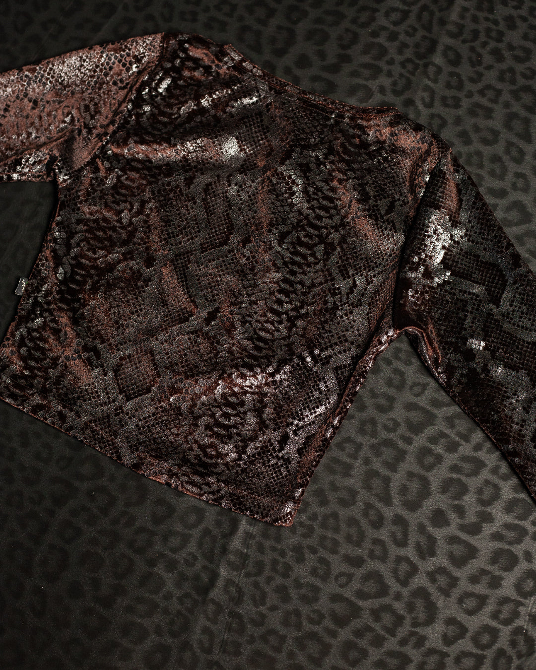 Crop-Top Longsleeve / Velvet Foil Kobra - SOIL