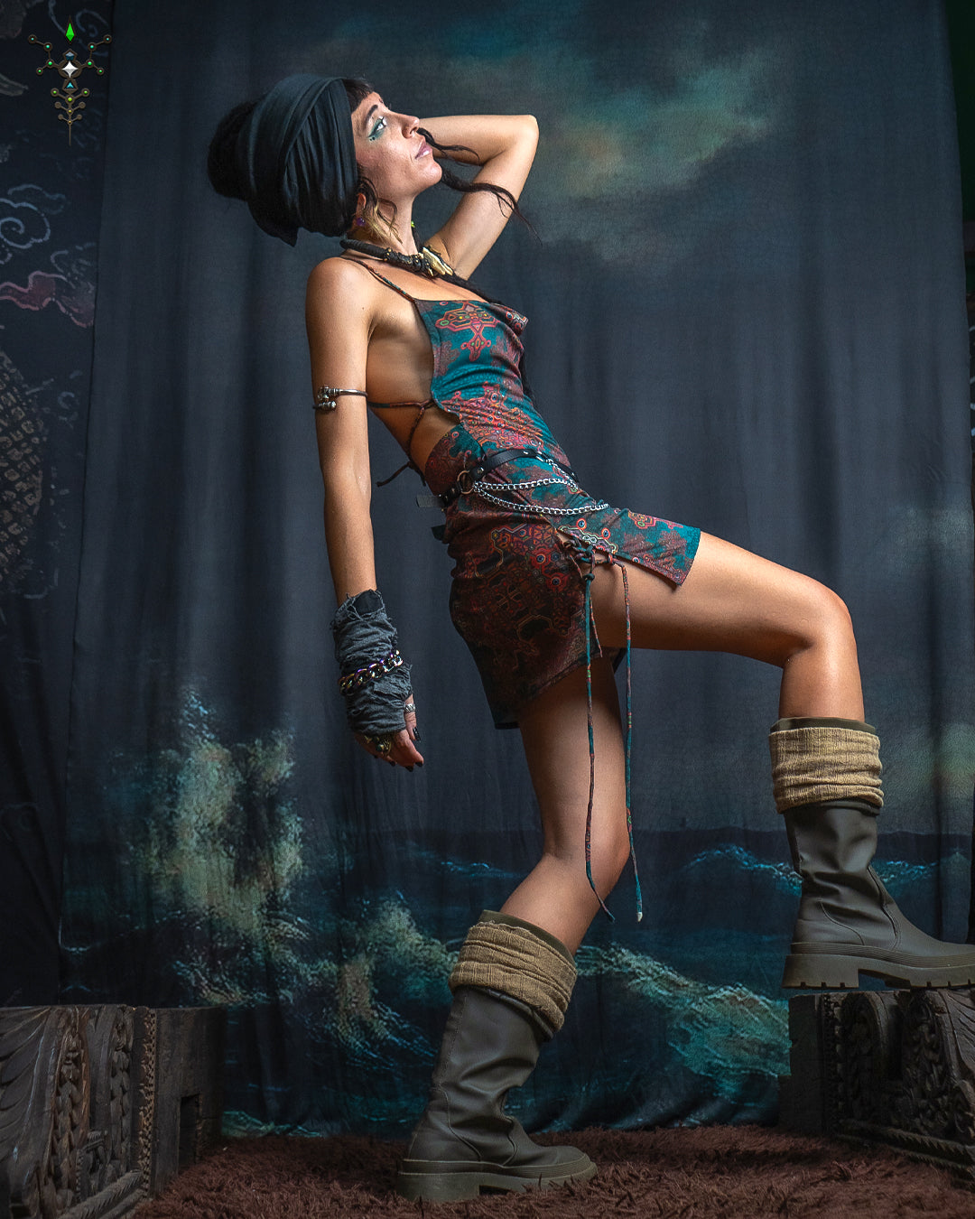 Mini BOMB DRESS / Golden Knits - ATLANTHEON