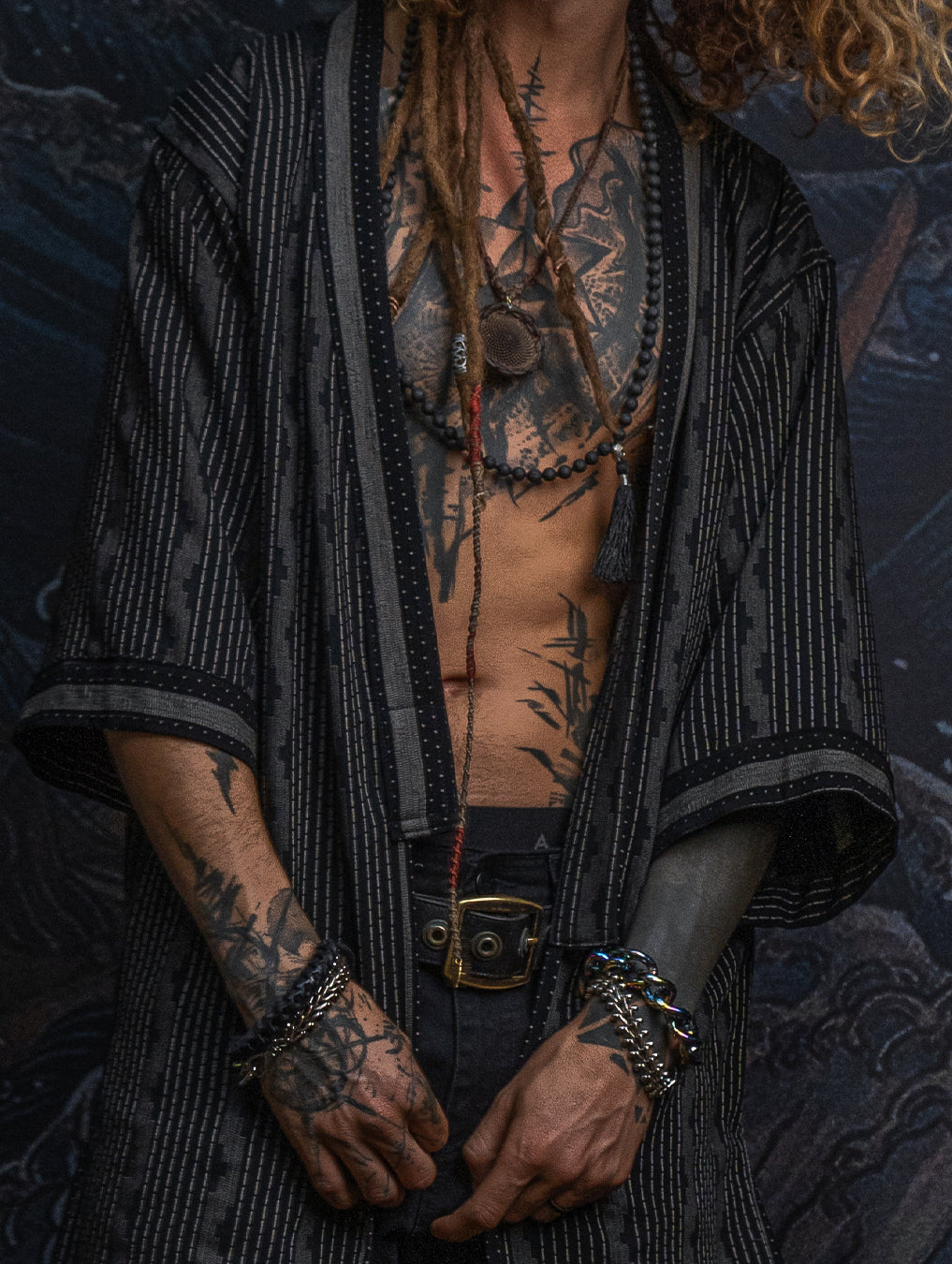 Open Kimono  / Indonesian Woven Super Black Reversible - TRIBAL TRAILS