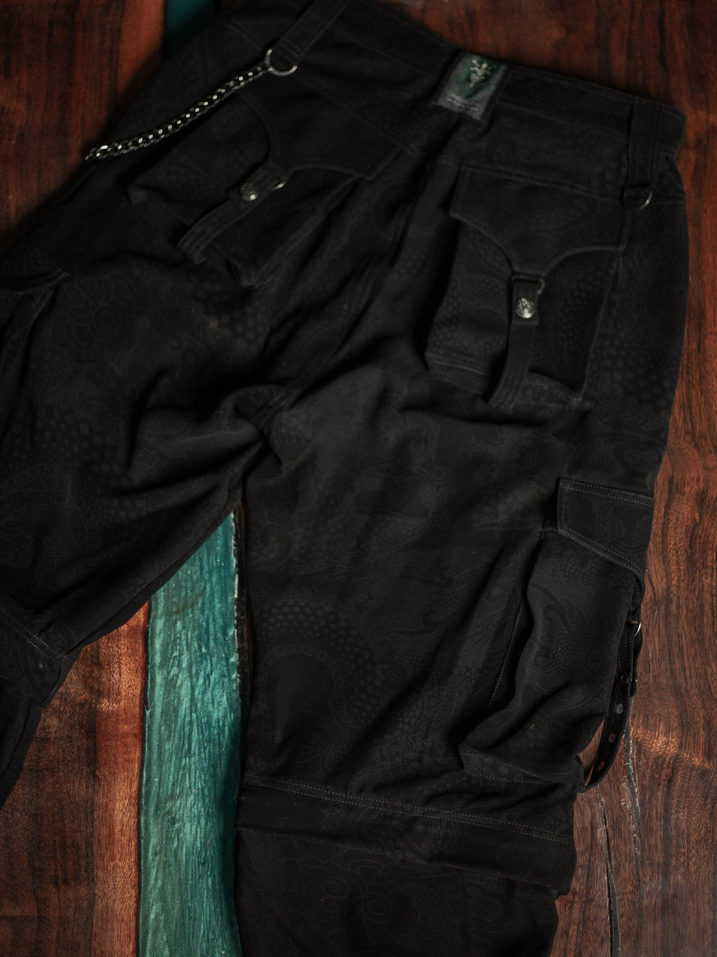 Pants Men Baggy Pockets / Indonesian Super black - DRAGONS