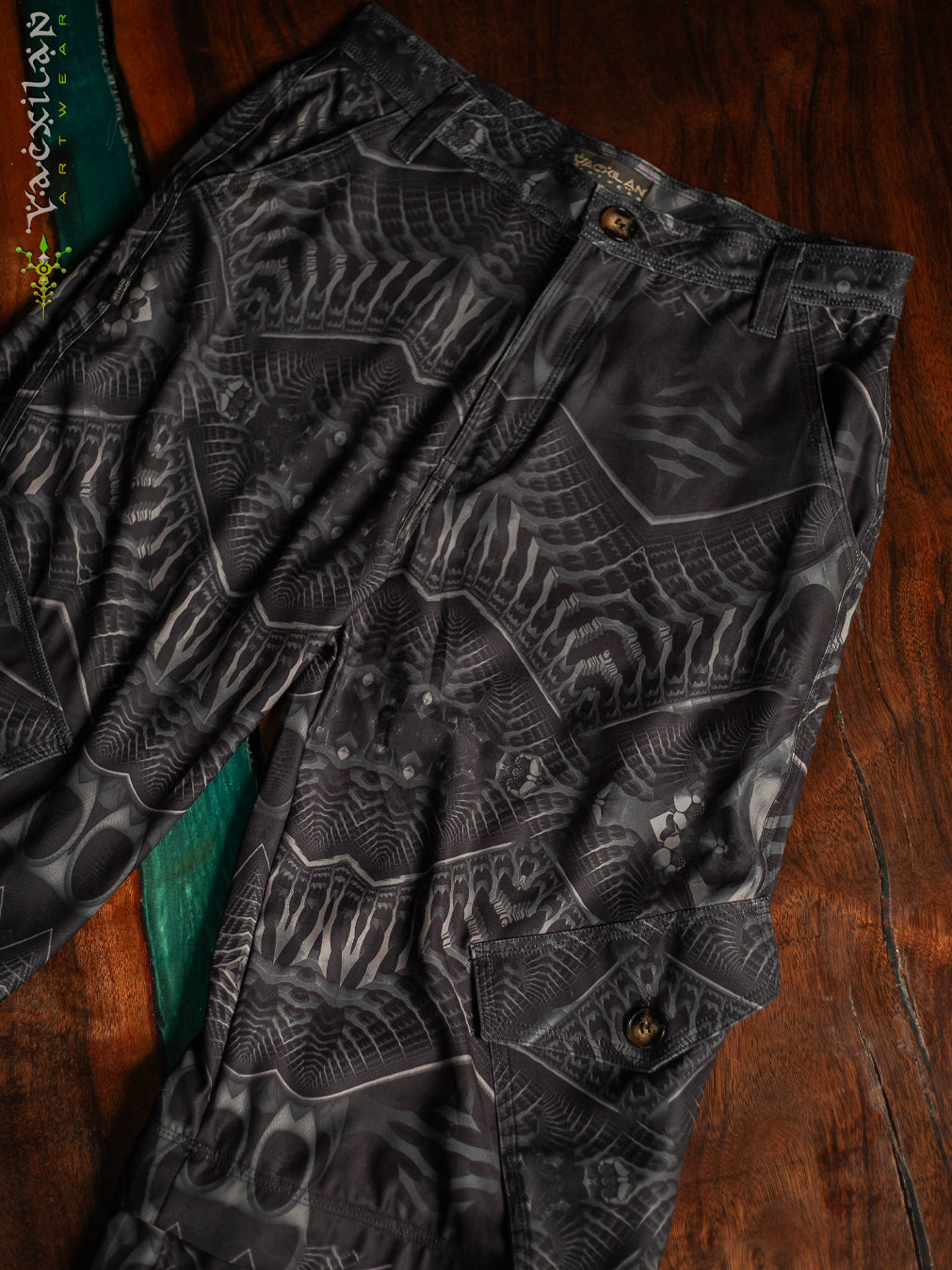 Yacxilan Artwear