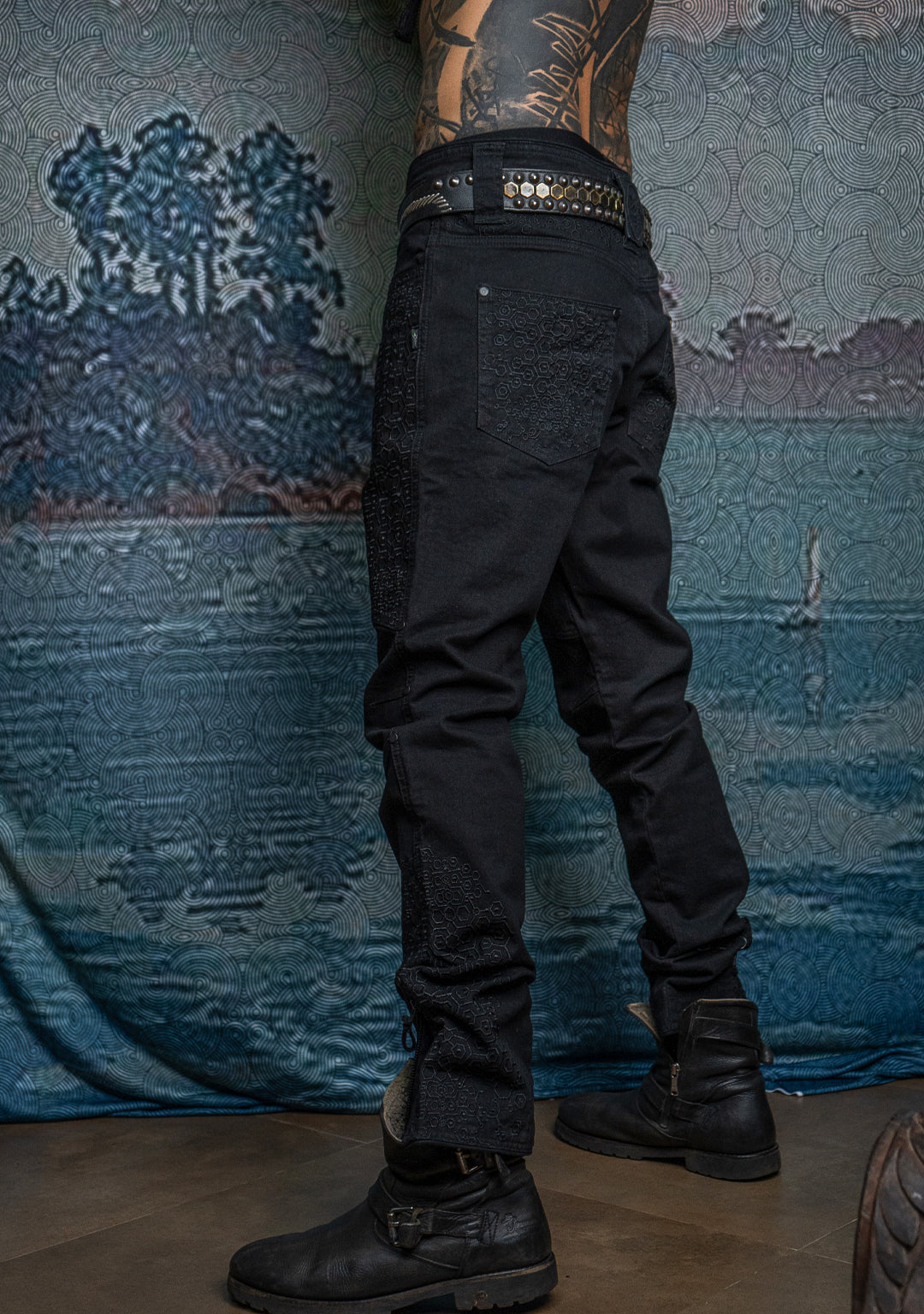 Pants Men / Denim Stretchy / Digital Embroidey / Stonewashed - Black KAMBOZII