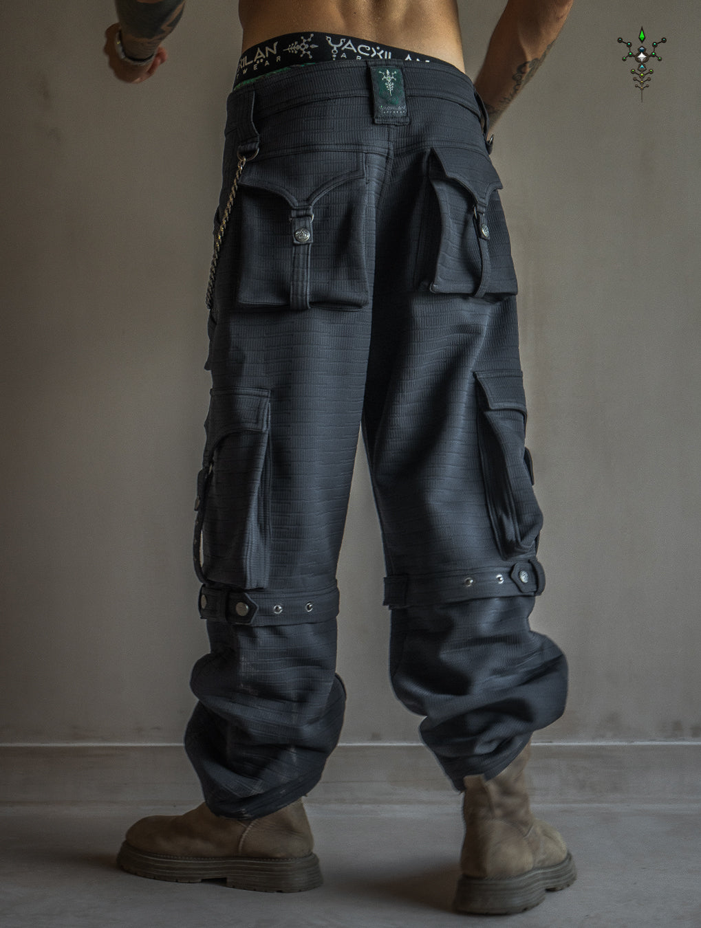 Pants / Punk Baggy Pockets High Tech Alien - NIGHT ASH