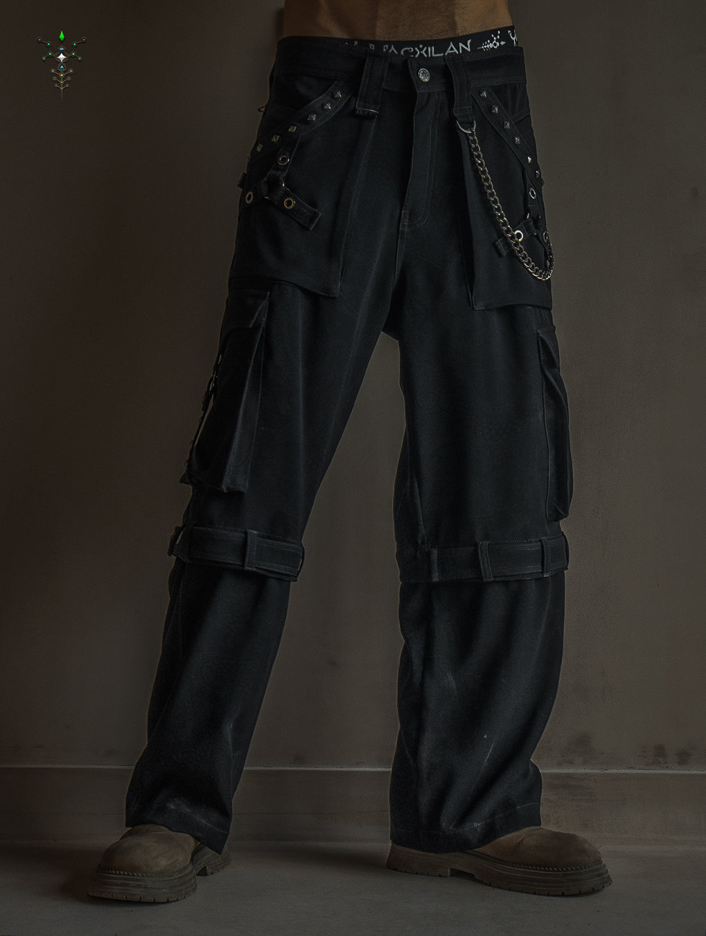 Pants Men Baggy Pockets / Indonesian Super black - DRAGONS