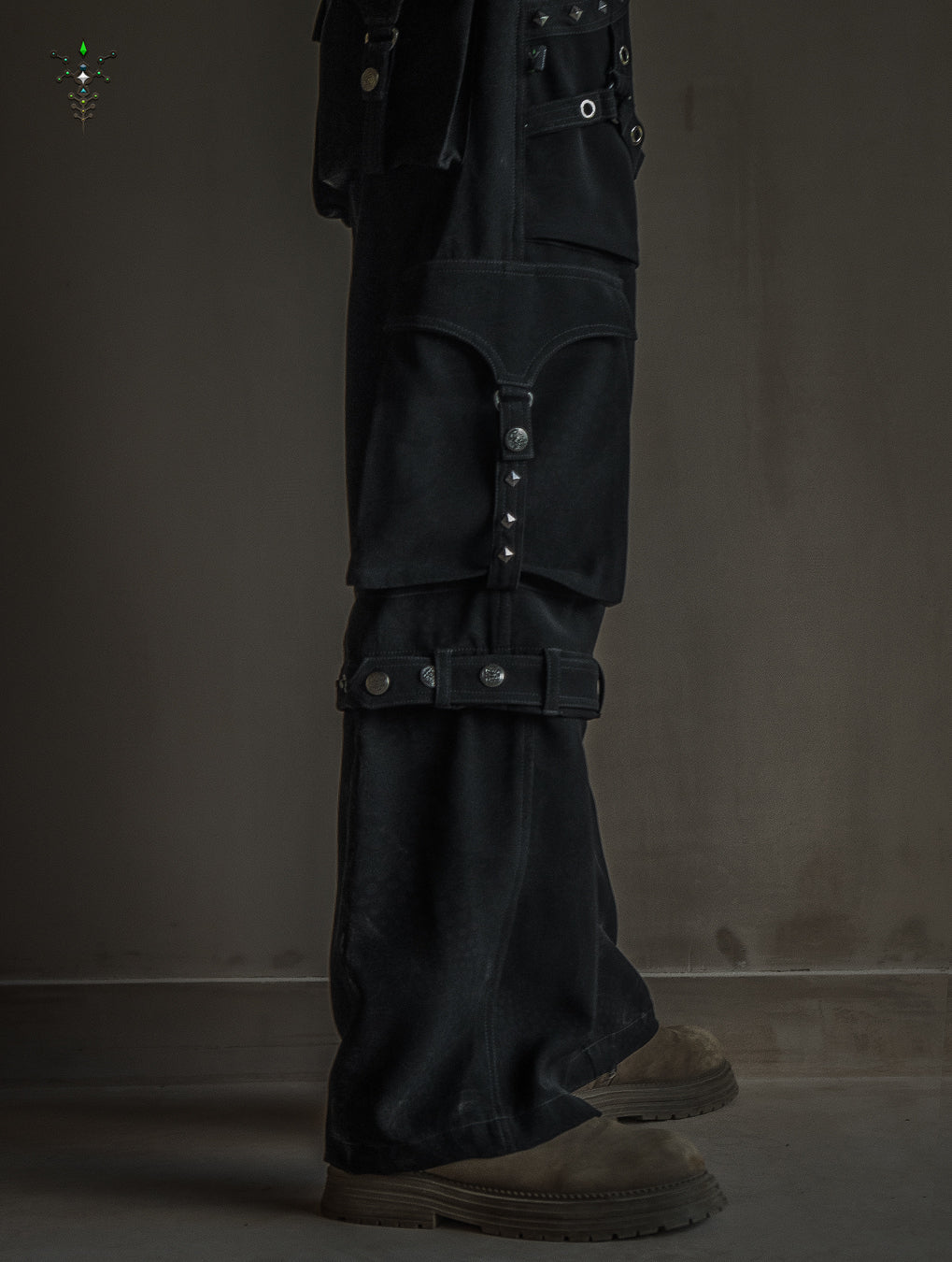 Pants Men Baggy Pockets / Indonesian Super black - DRAGONS