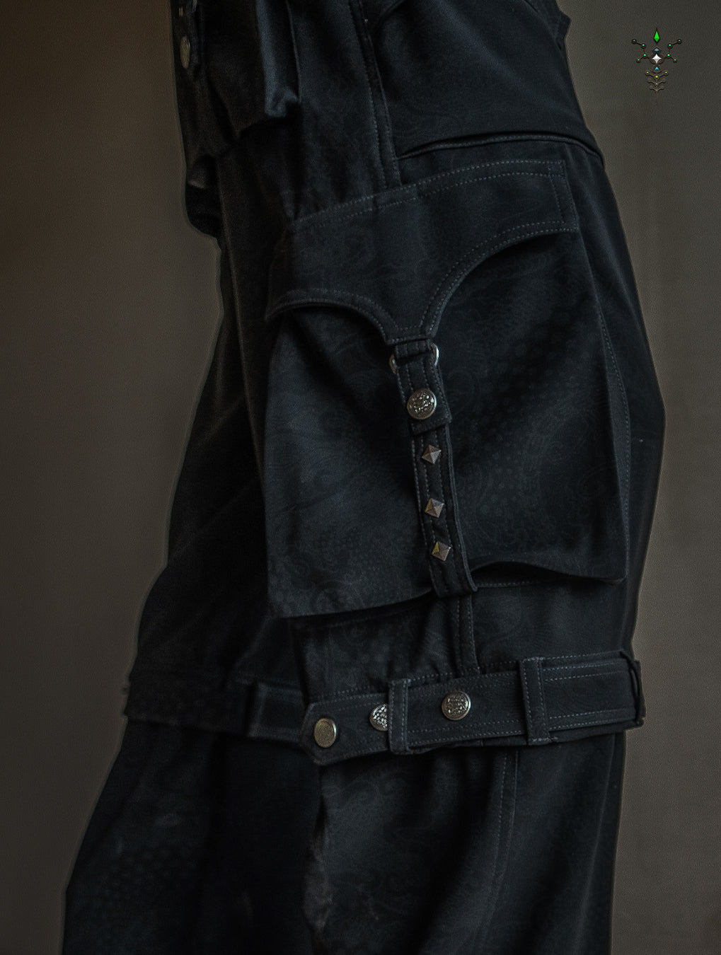 Pants Men Baggy Pockets / Indonesian Super black - DRAGONS