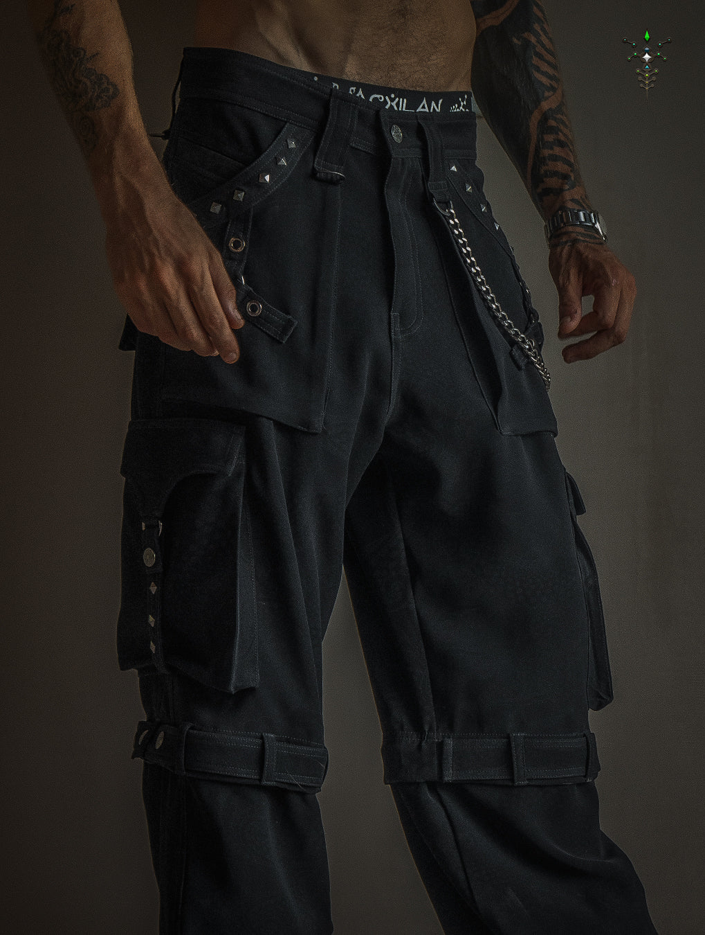 Pants Baggy Pockets / Indonesian Super black - DRAGONS