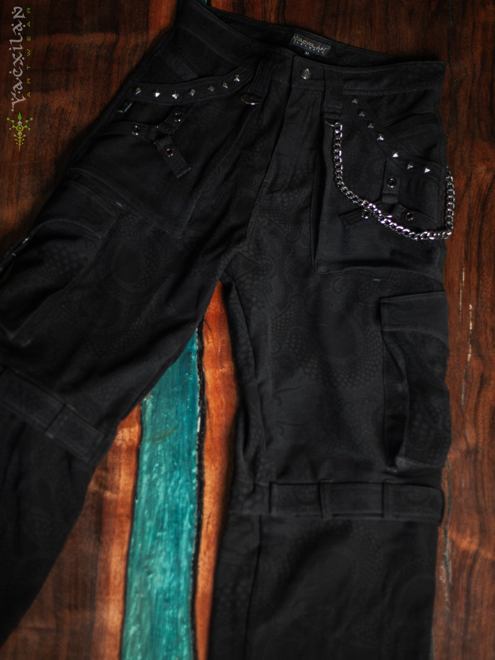 Pants Men Baggy Pockets / Indonesian Super black - DRAGONS