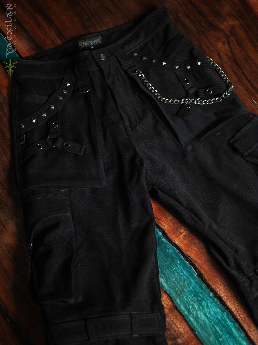 Pants Men Baggy Pockets / Indonesian Super black - DRAGONS