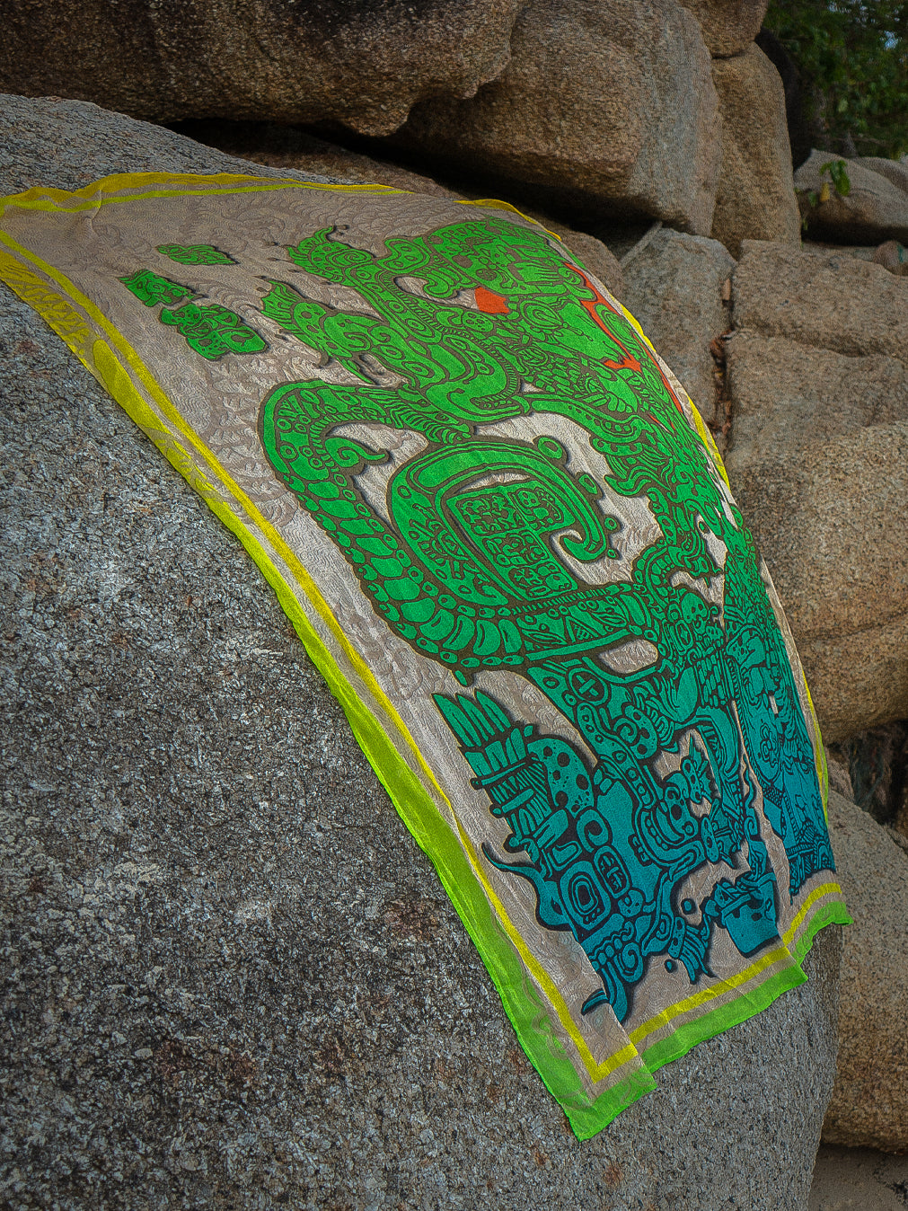 Scarf / Pareo Bamboo - JADEMAYANS SUNSET