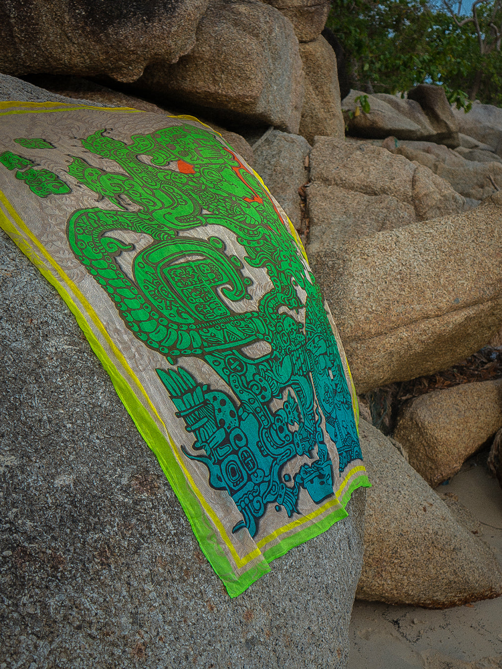 Scarf / Pareo Bamboo - JADEMAYANS SUNSET