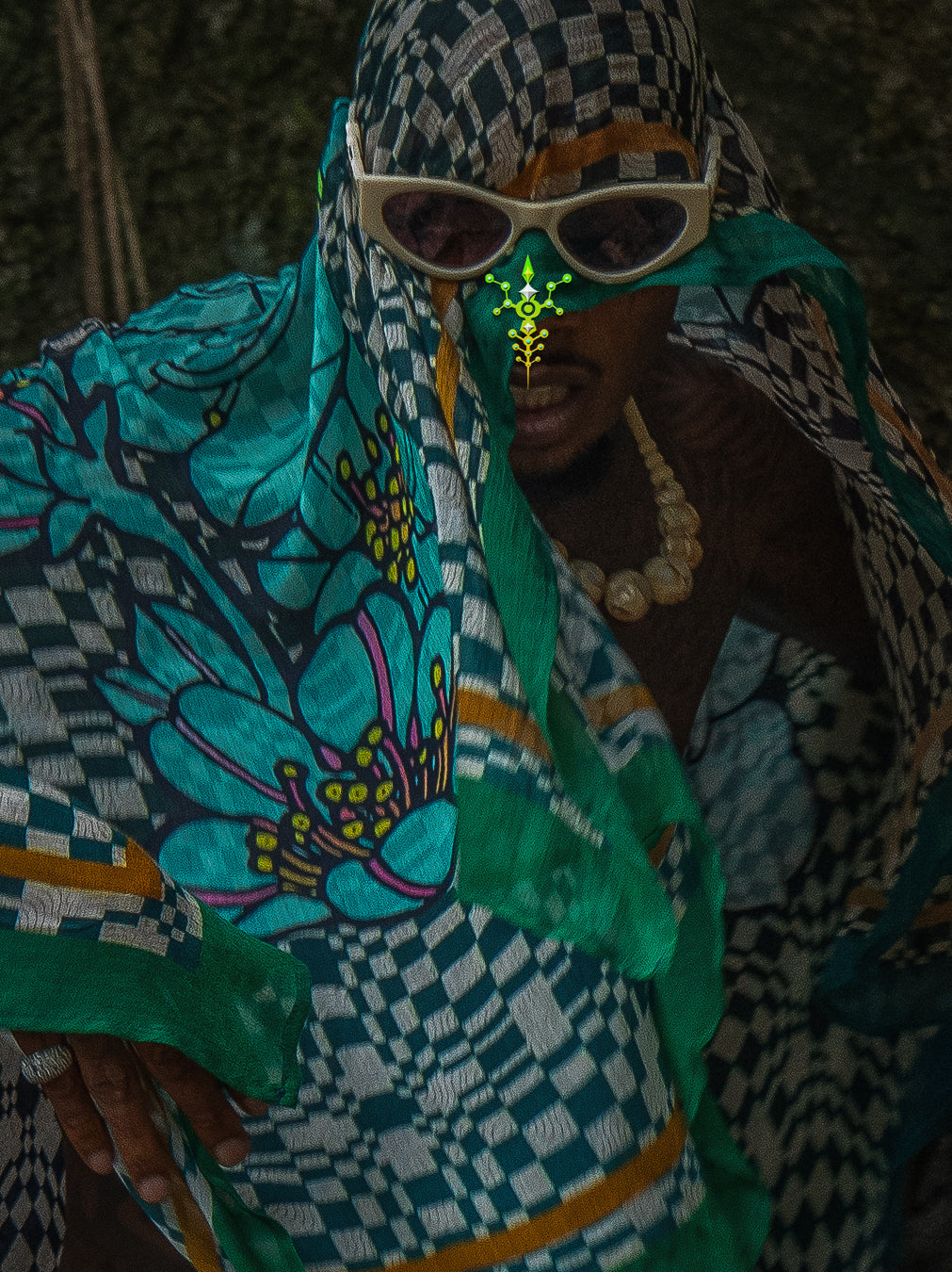 Scarf / Pareo Bamboo - PSYCHOCHIC FLOWER