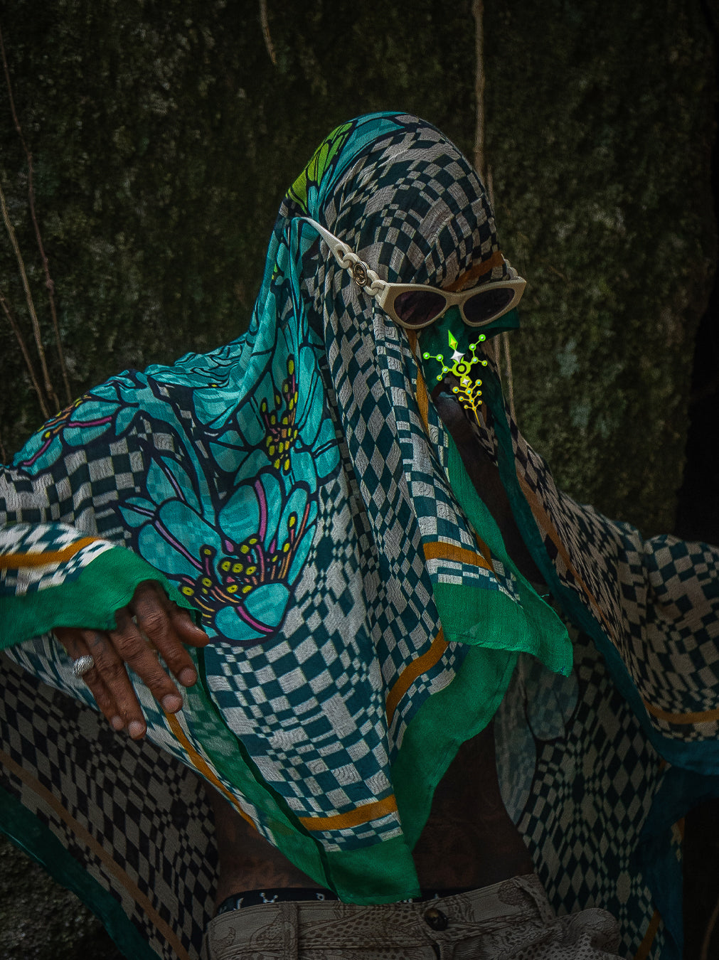 Scarf / Pareo Bamboo - PSYCHOCHIC FLOWER