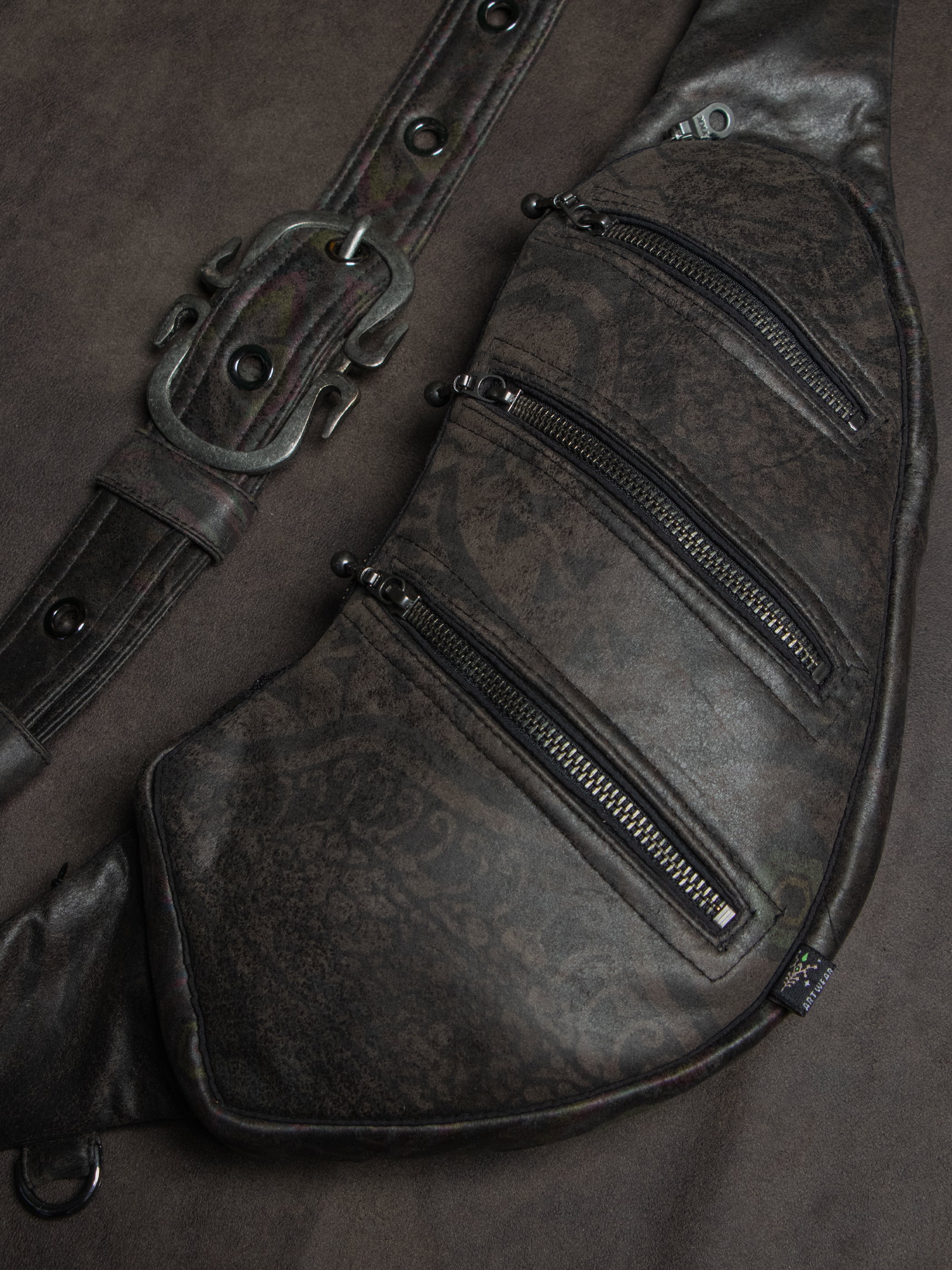 Botta Bag / Fake Leather Pirate Buckle - Grey PSYGALAK