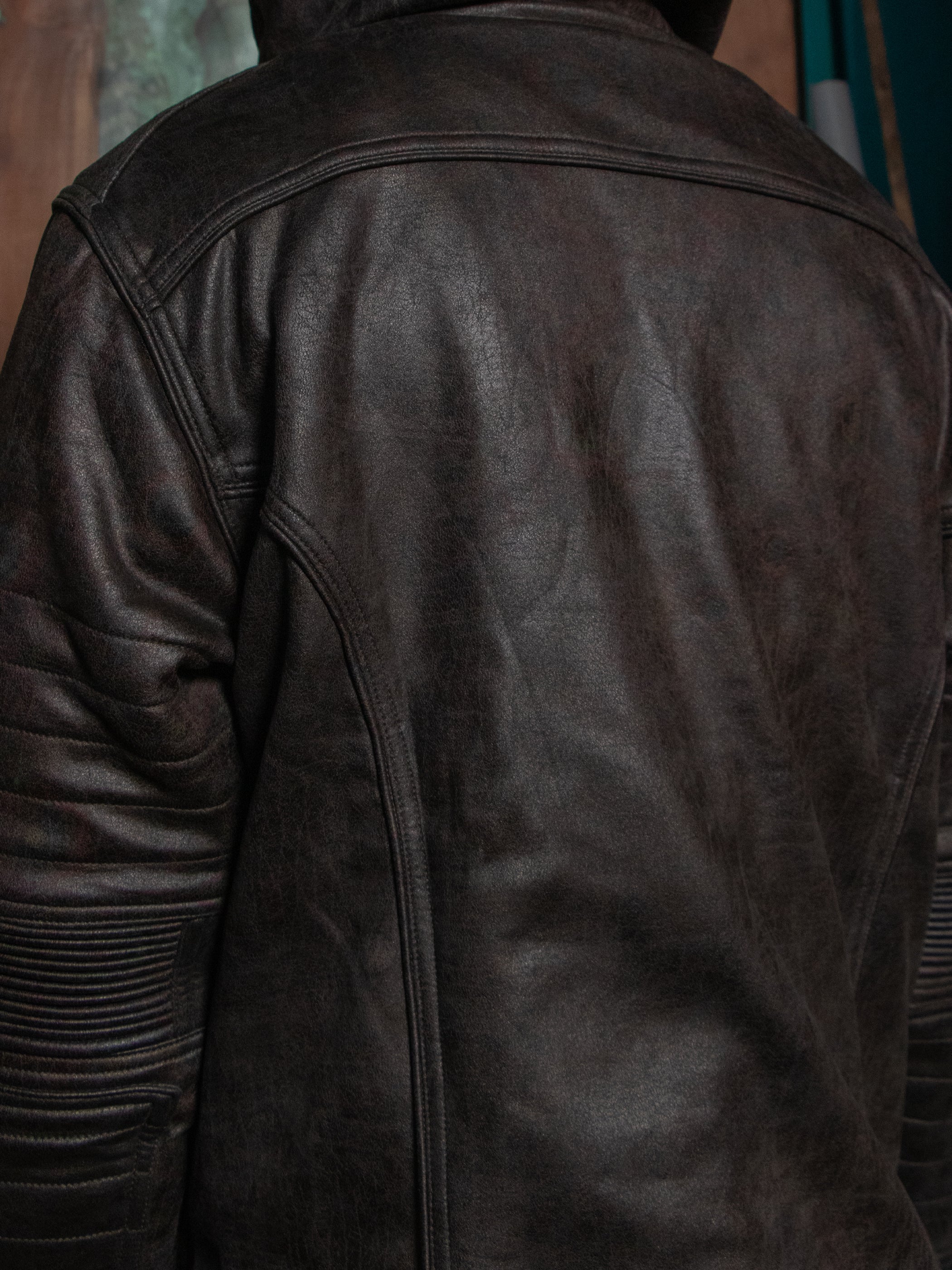 Hooded Jacket / Fake Leather Scuba - DARK OWLIENS