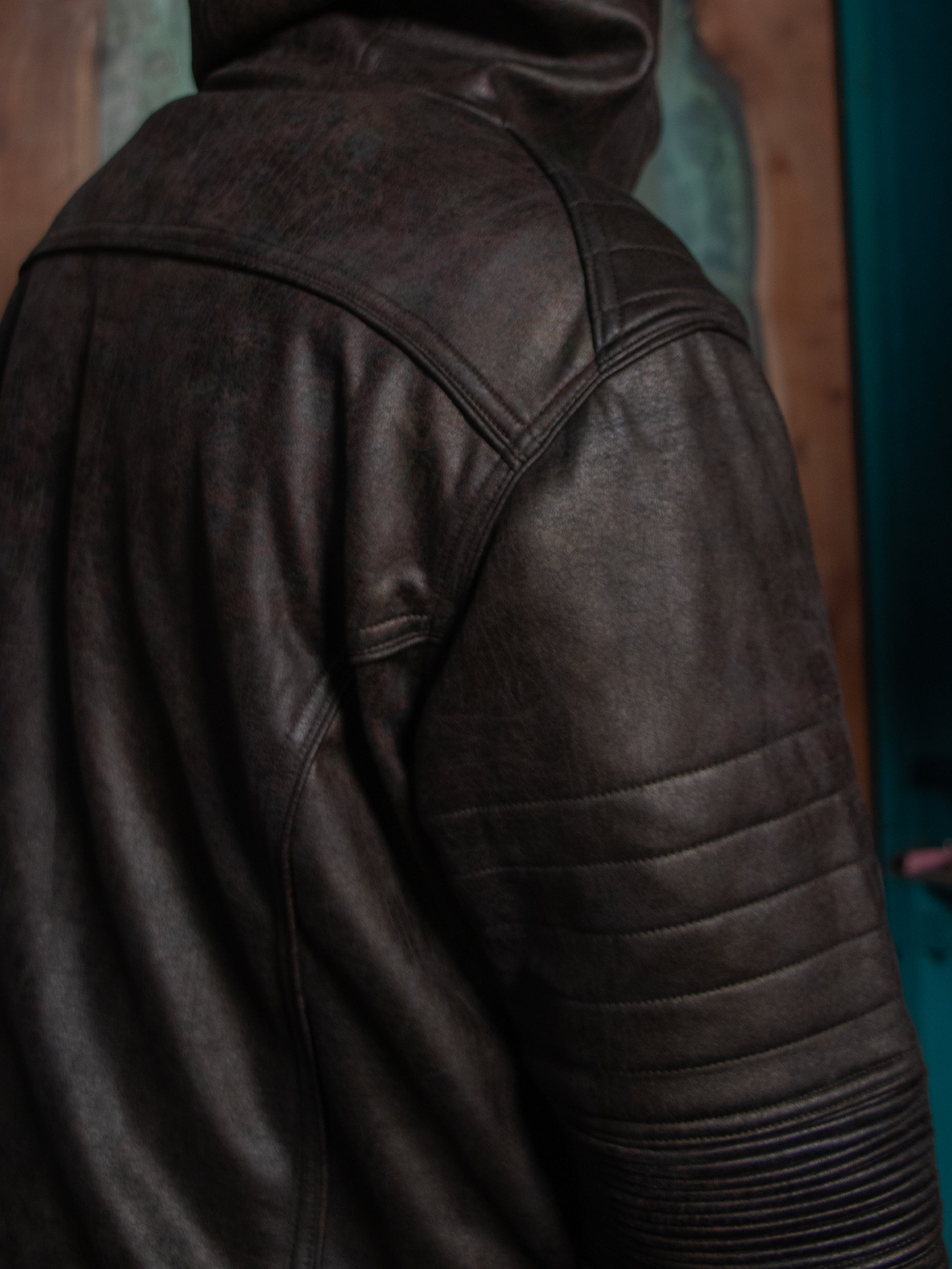 Hooded Jacket / Fake Leather Scuba - DARK OWLIENS