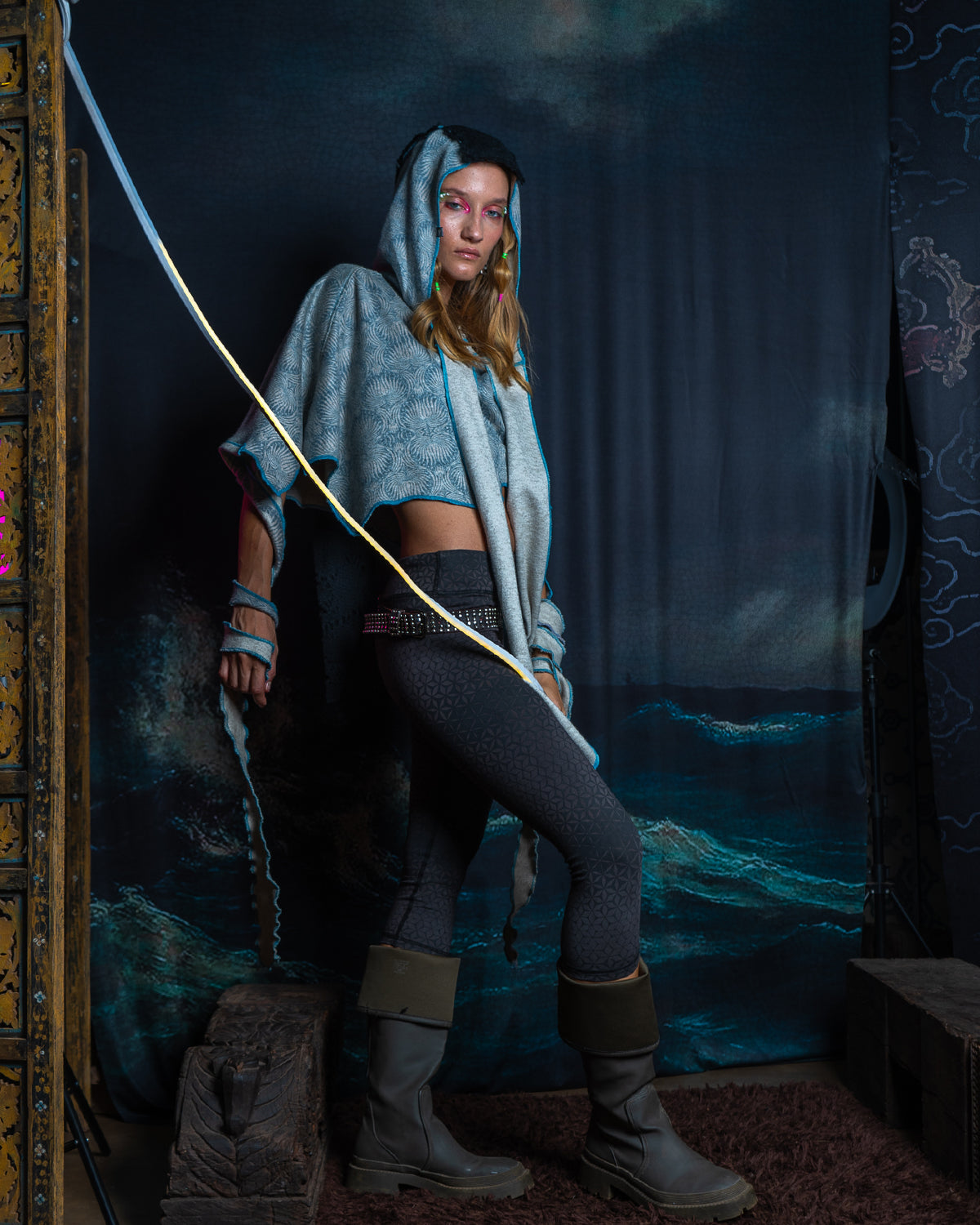 Shall / Knits - Manta Skunk Sqwid - LEAVES