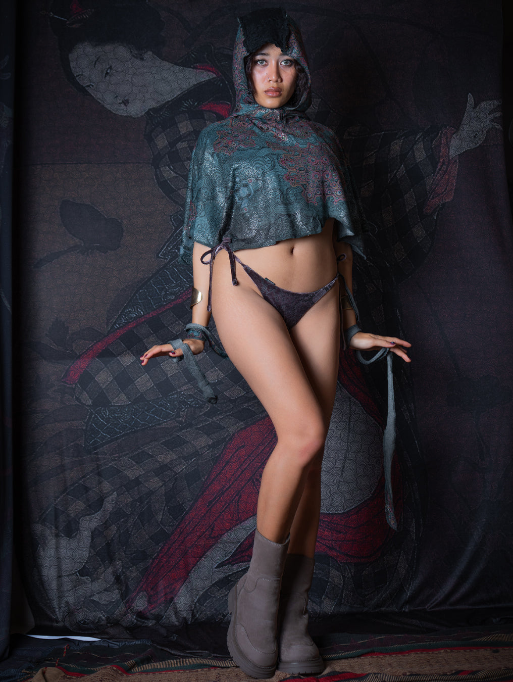 Shawl / Knits - Manta Skunk Sqwid - ATLANTIS Silverdots