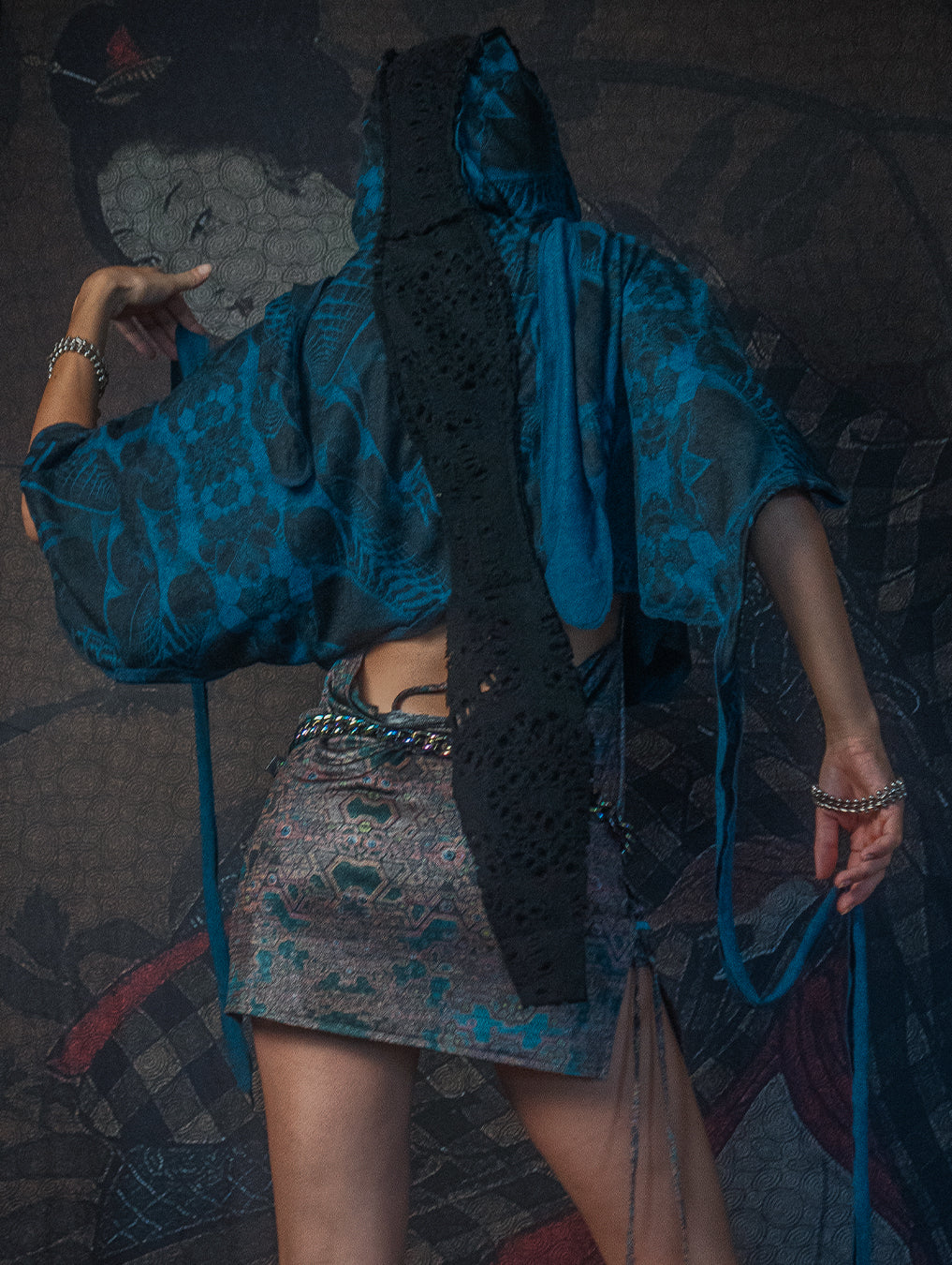 Shawl / Knits - MANTA SKUNK SQWID-Teal SANDOKAN