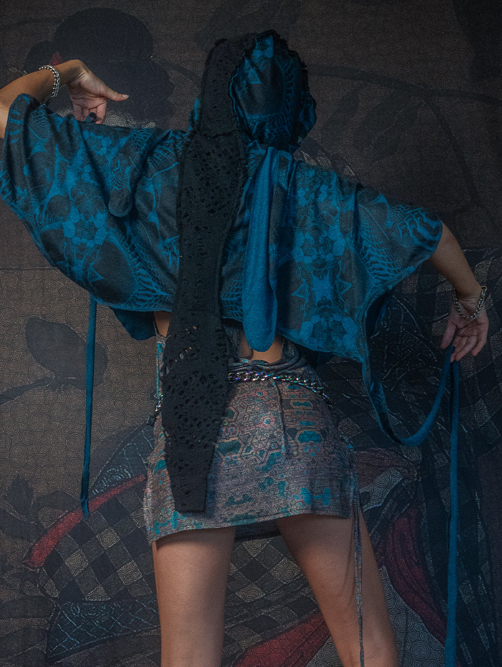 Shawl / Knits - MANTA SKUNK SQWID-Teal SANDOKAN