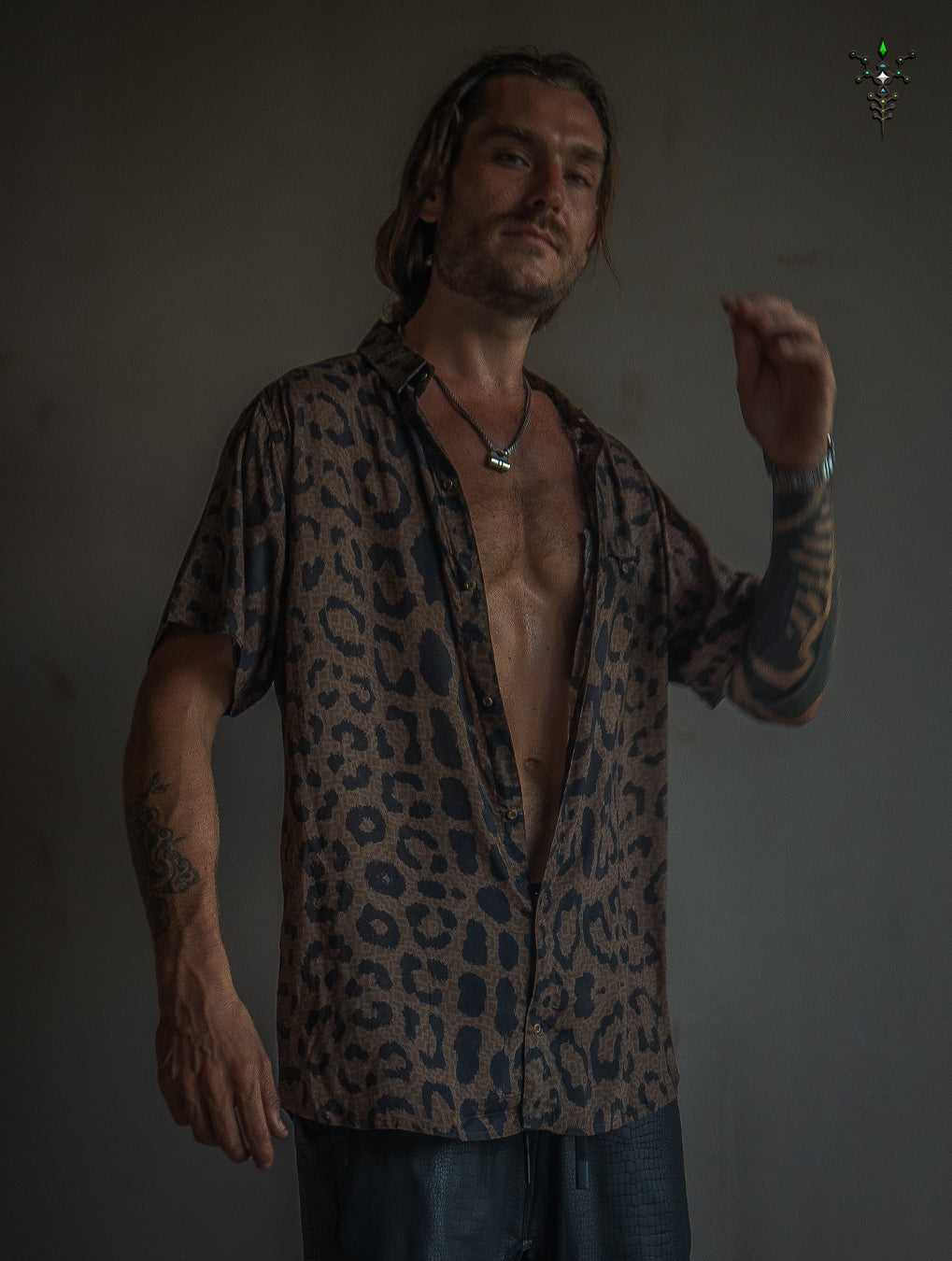 Shirt Men Half Sleeves / Bamboo - LEOPARDUS