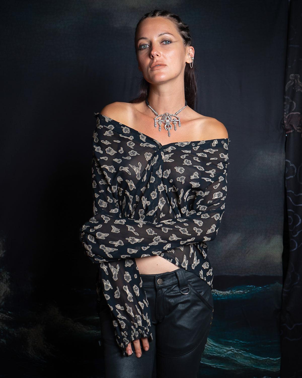 Shirt Woman Long Sleeves Frufru / Japanese Uragiri - BLACK FLOWER - Yacxilan Artwear