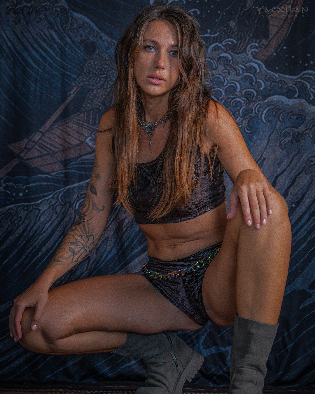 Crop Top Simple / Velvet Kobra - SOIL