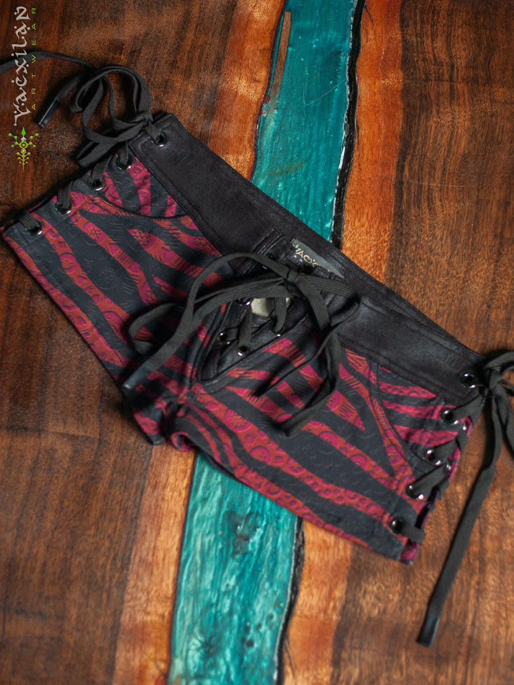 Yacxilan Artwear