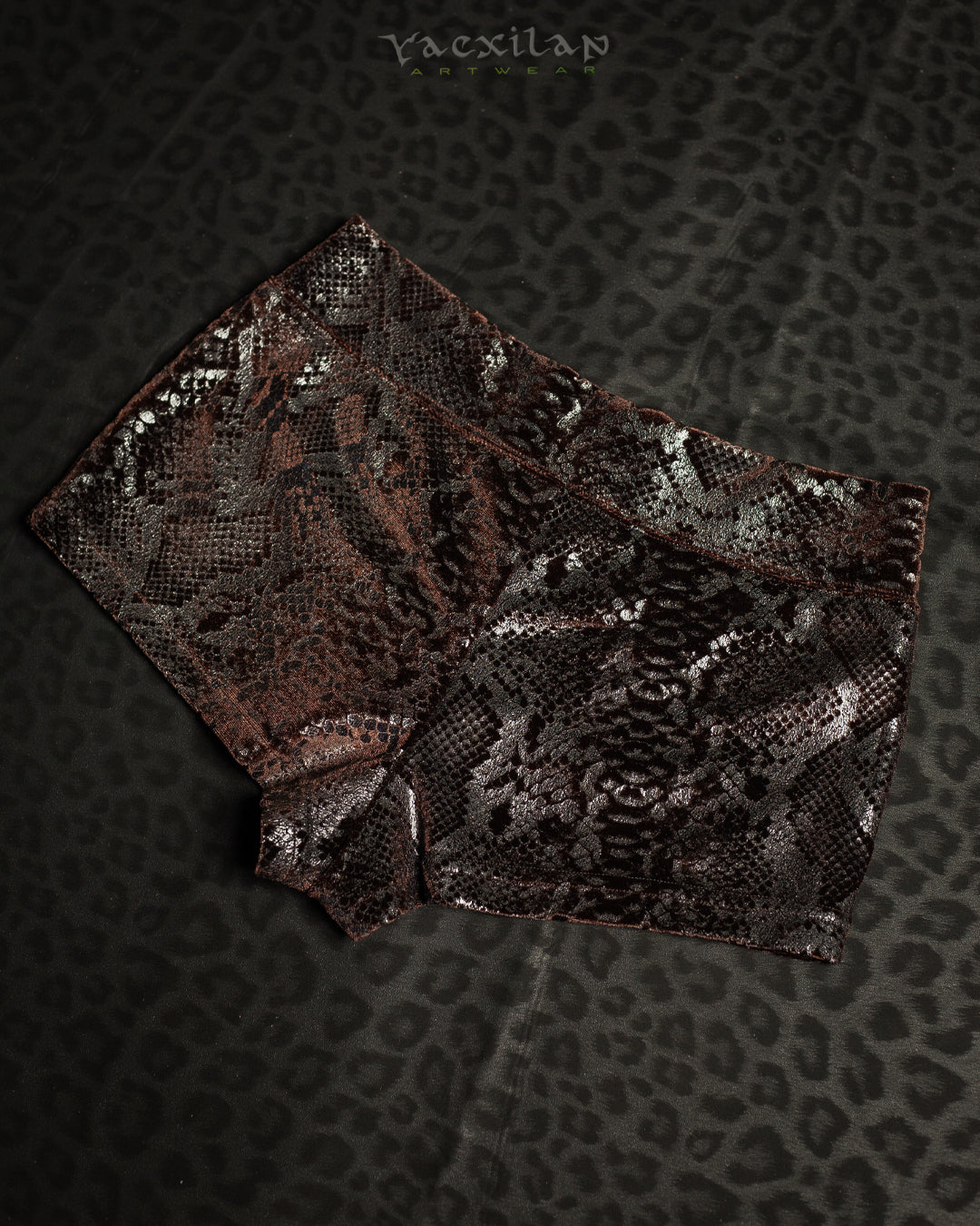 Shorties Fitted / Velvet Kobra - SOIL