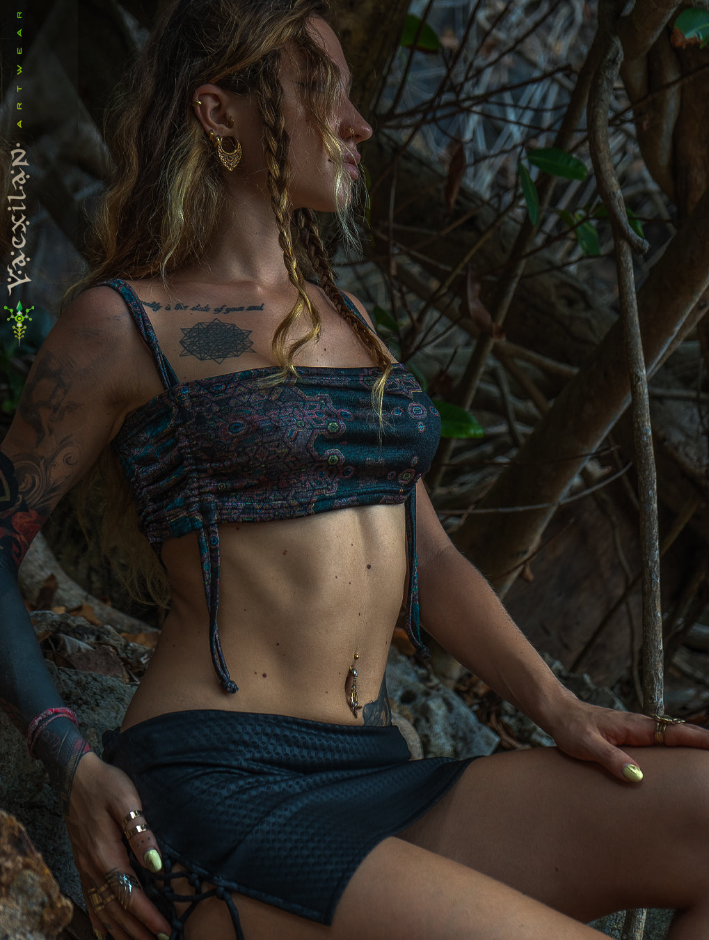 Crop Top Simple Band / Silver Knits - ATLANTHEON