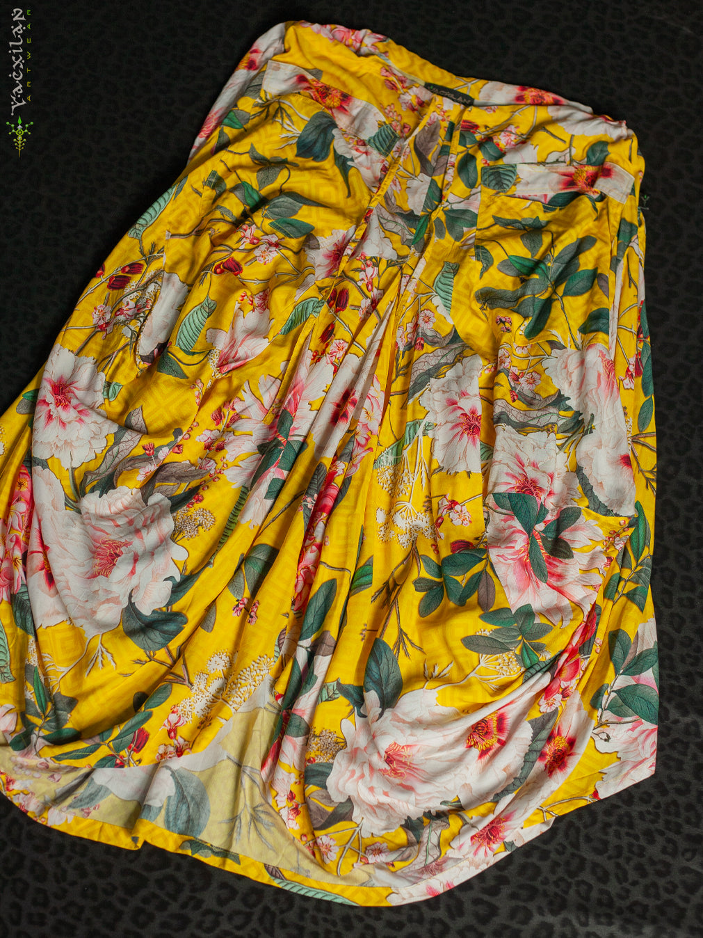Box Aladdiin Skirt / Viscose - HAWAII BOMBAII