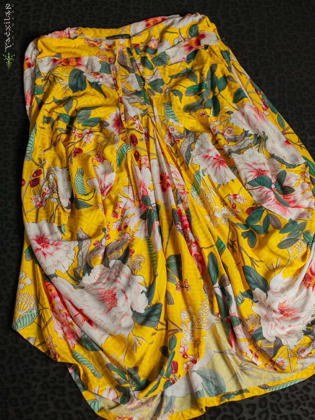 Box Aladdiin Skirt / Viscose - HAWAII BOMBAII