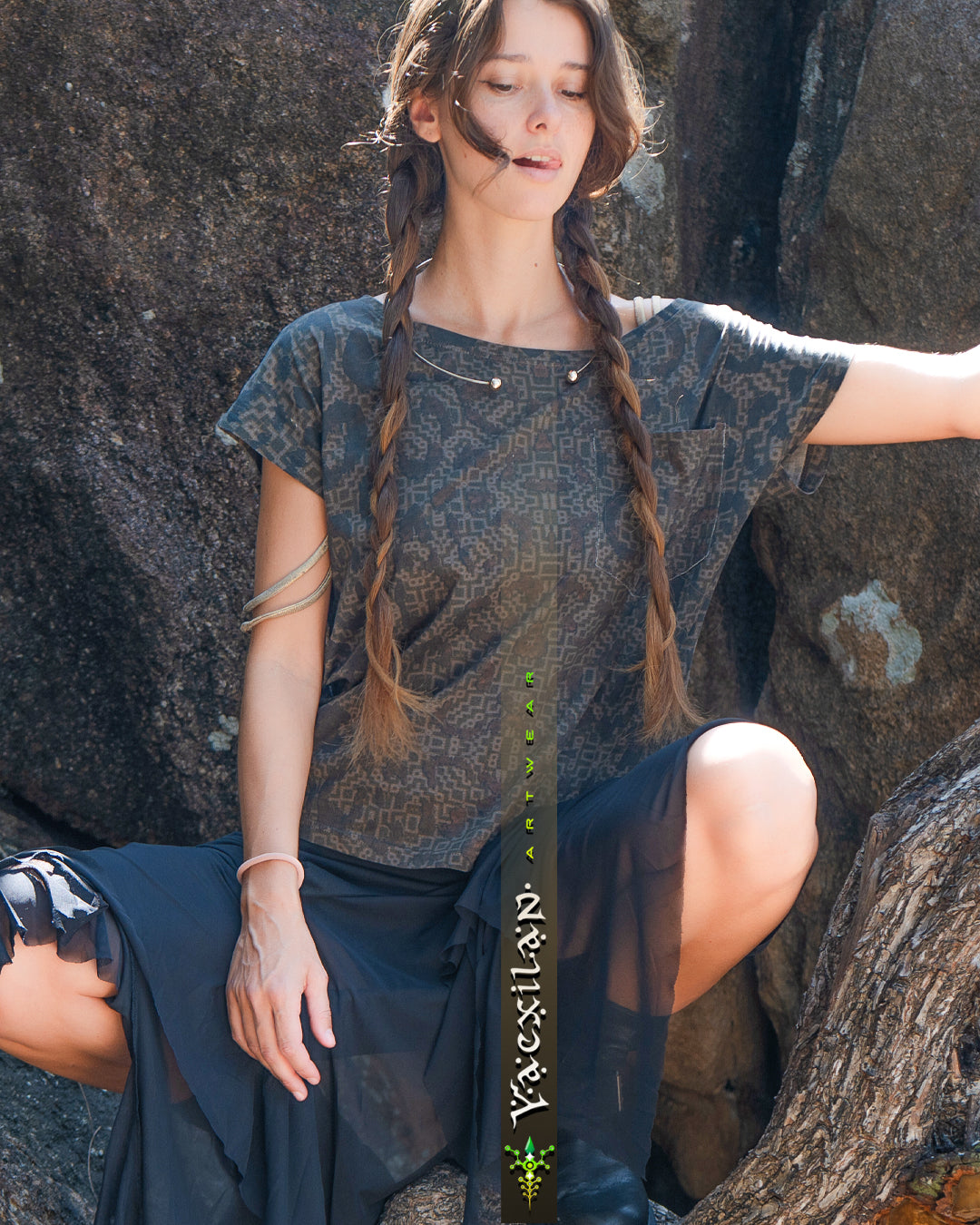 Woman T-Shirt / Supima - LEOPARDUS LAGARTIKA
