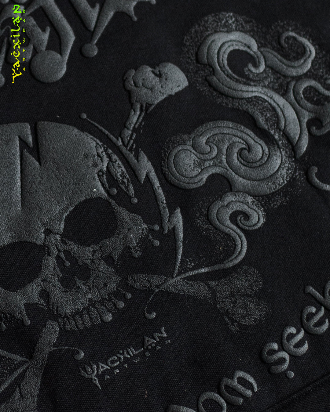Hoodie Pullover / Cotton Fleece - BLACK SHAMANS