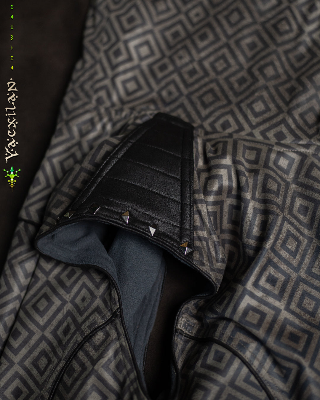 Sleeveless Hooded Jacket Men / Fake Leather Rider - Grey CAMALEON