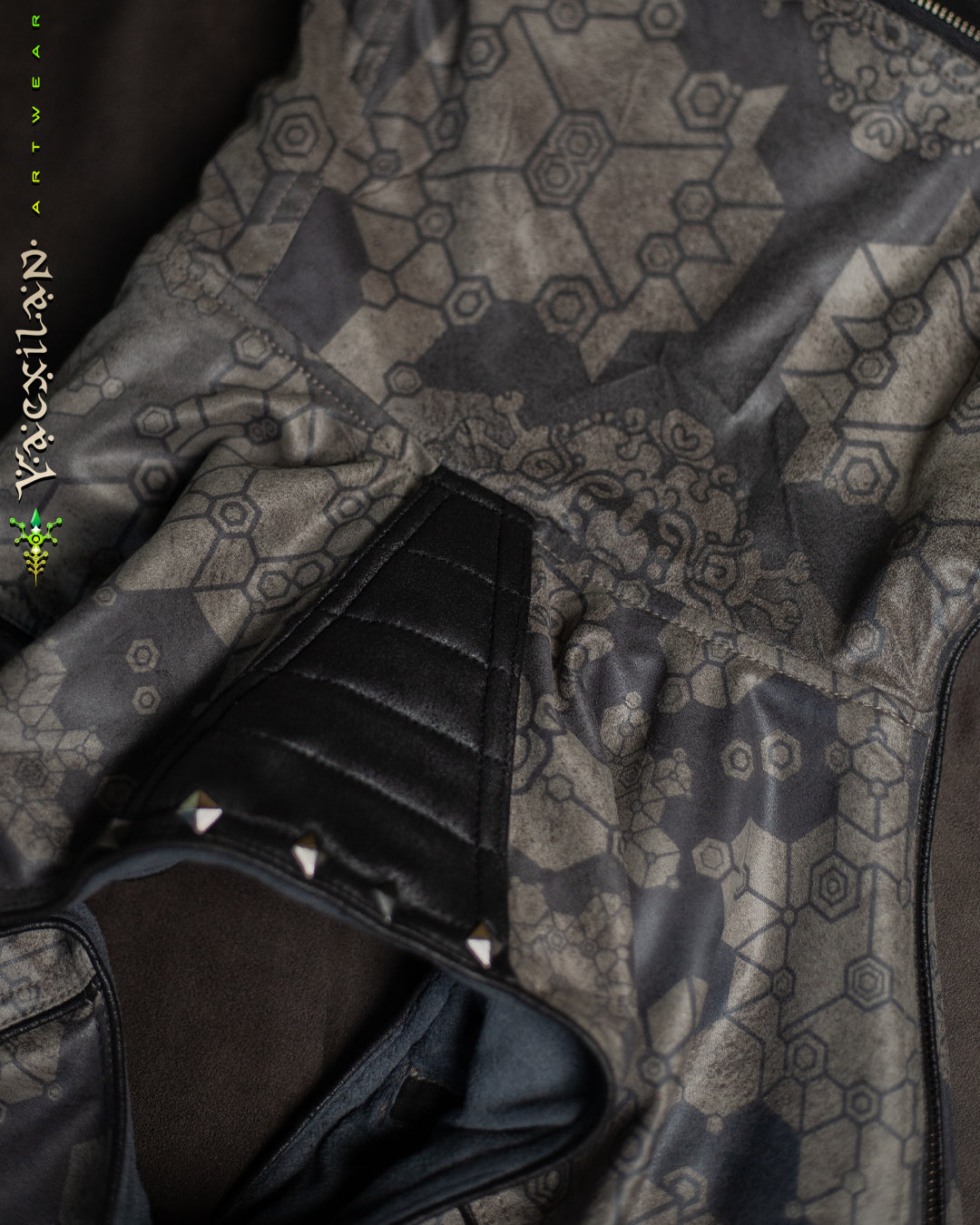Sleeveless Hooded Jacket Men / Fake Leather Rider - Grey SHAMANKA