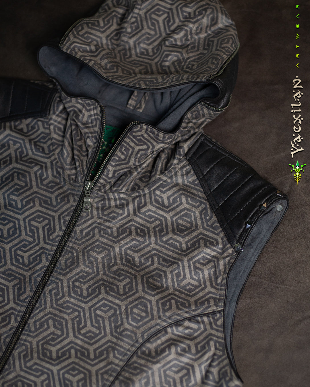 Sleeveless Hooded Jacket Men / Fake Leather Rider - Grey TRIPIBO