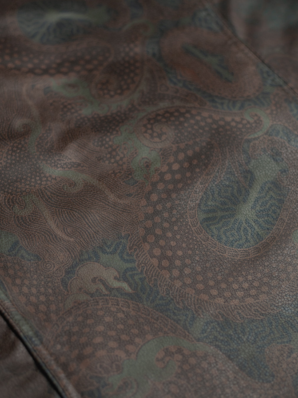 Sleeveless Hooded Jacket Men / Fake Leather Snake - DRAGONS