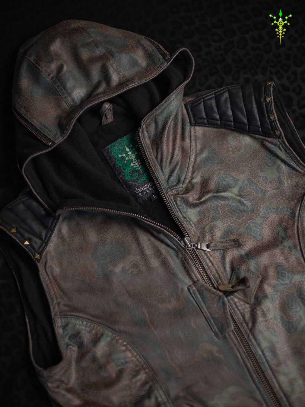 Sleeveless Hooded Jacket Men / Fake Leather Snake - DRAGONS