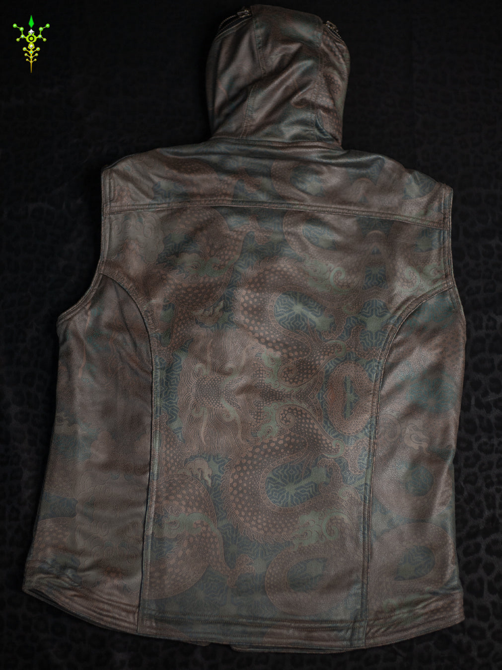 Sleeveless Hooded Jacket Men / Fake Leather Snake - DRAGONS
