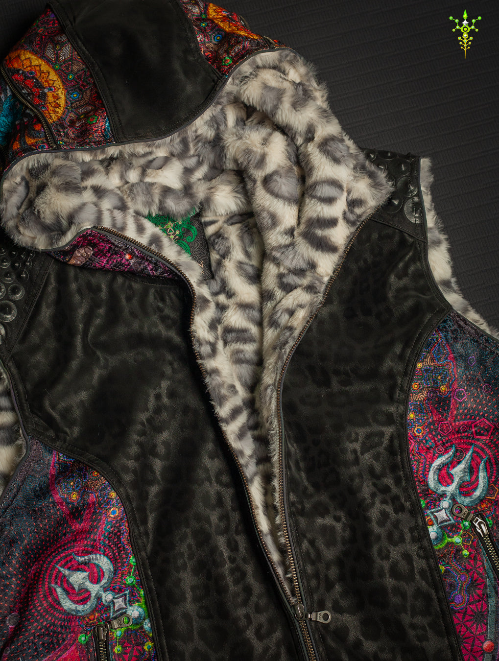 Sleeveless Jacket Men / Printed Satin Ultra Polar - NATARAJA White Leopard 2026