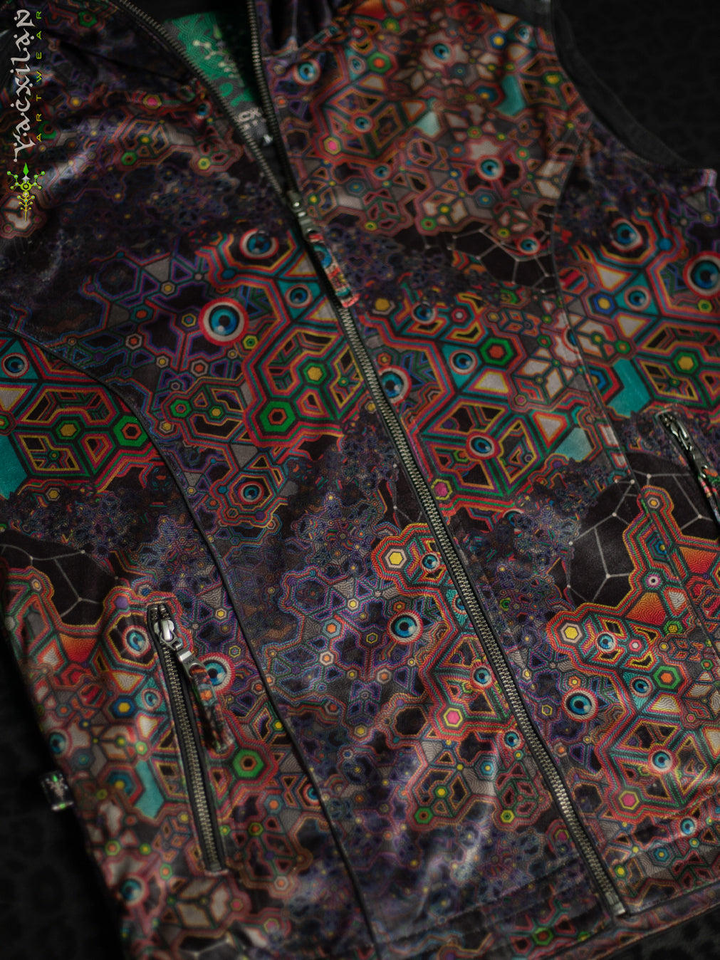 Sleeveless Jacket Men / Velvet Fawn - ASTROCORAL